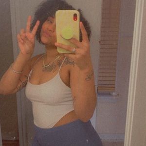 Meet your Posher, Samiera